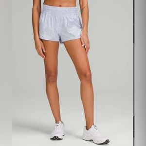 Lululemon 2.5 Blue Pastel Gravel Hotty Hot Shorts